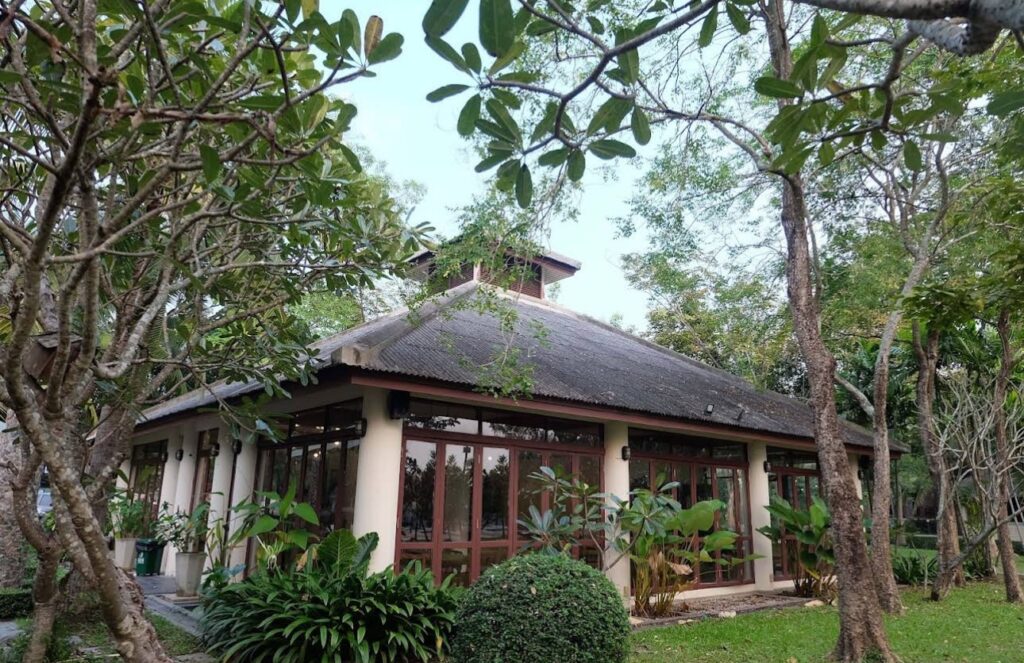 บ้านพักอัมพวา